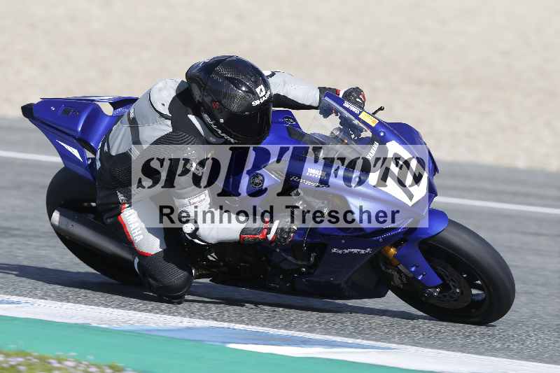 /Archiv-2025/02 28.-31.01.2025 Moto Center Thun Jerez/rot-red/72